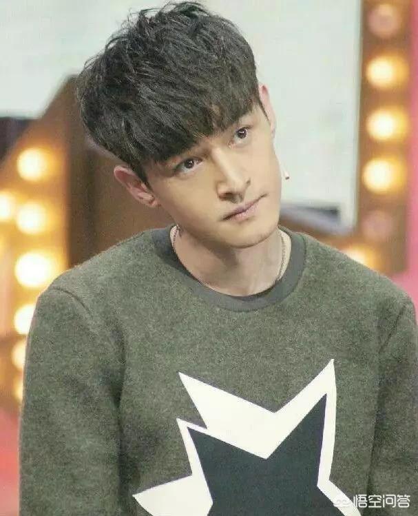 胡歌否认修读导演:最近传闻胡歌要主演几部电视剧是真是假