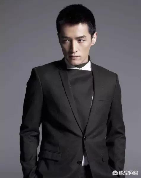 胡歌否认修读导演:最近传闻胡歌要主演几部电视剧是真是假