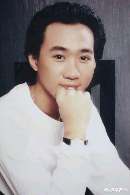 模仿黄家驹最像的人:为什么黄家驹的歌很难唱？