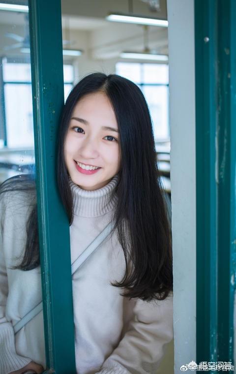 如何评价谭盐盐的颜值？