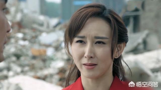 胡静整容:你认为胡静美吗，她的脸是否整过？
