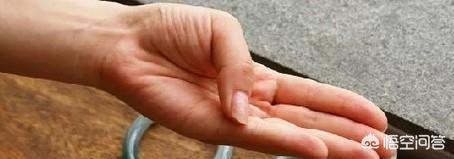 什么人不能戴翡翠手镯,年轻人戴紫罗兰翡翠手镯可以吗？