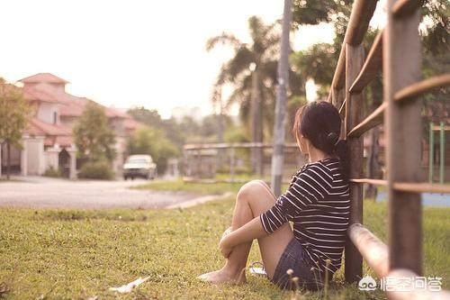 对感情死心了的签名:表示对男朋友失望的句子，作为QQ个性签名？(暗示对男友失望的句子)