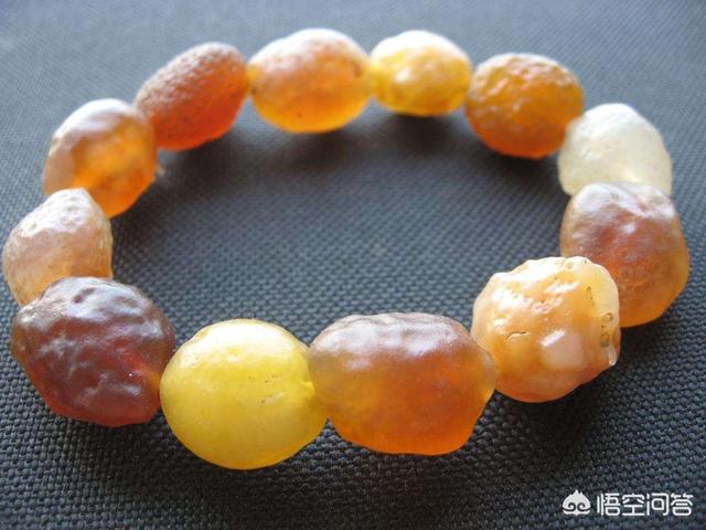 阿拉善彩玉手镯,阿拉善彩玉手持有收藏价值吗？