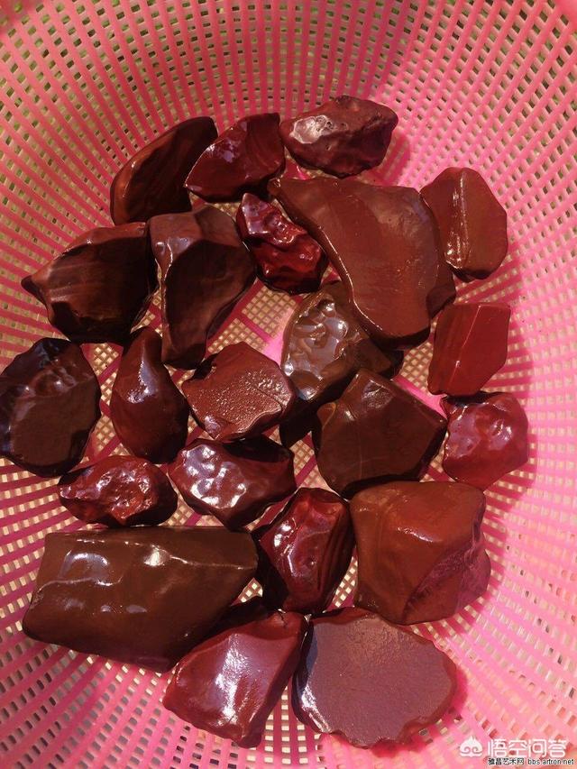 阿拉善彩玉手镯,阿拉善彩玉手持有收藏价值吗？