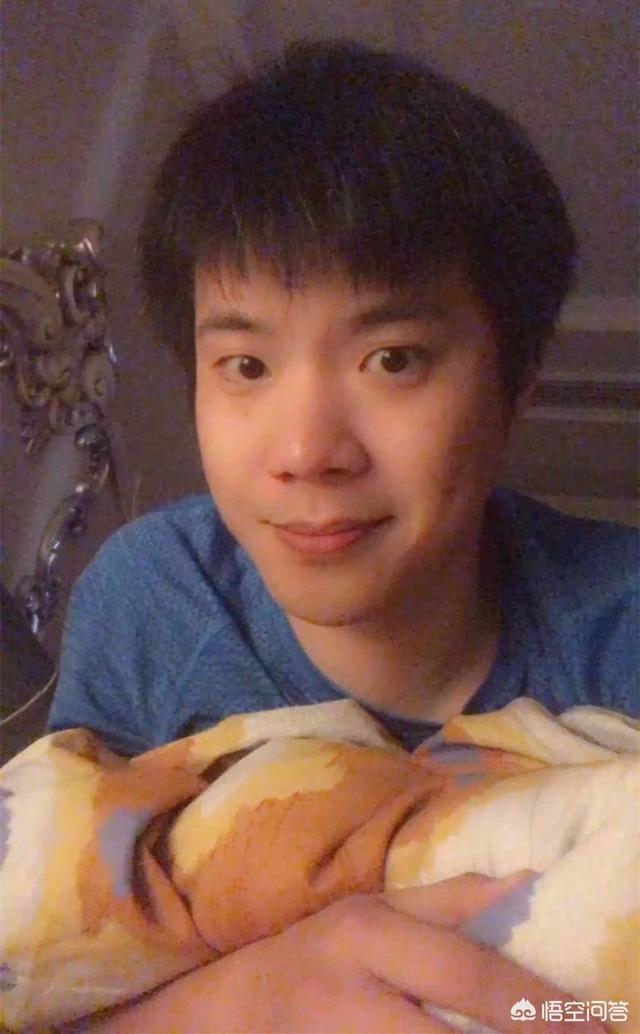 黄奕女儿:黄奕晒女儿照片，却被前夫黄毅清爆再结婚已怀孕，大家怎么看？