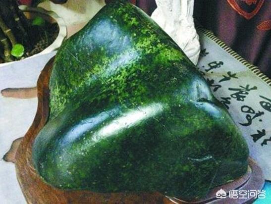 欧泊石值钱吗,这块从西藏带回来的石头有收藏价值吗？