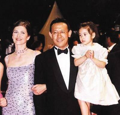 刘烨的老婆资料:为什么混血的孩子看起来很萌？娱乐圈有哪些女星是混血女王？