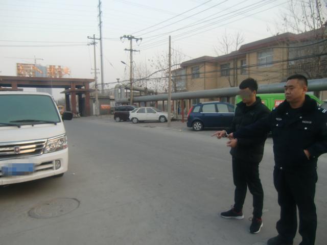 石家庄事件:石家庄一小区发现有毒馒头，4条狗被毒死，你怎么看？