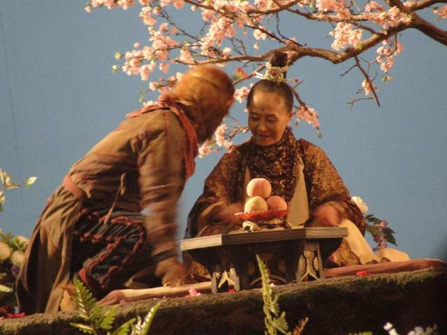 河东勋的妈妈:霍尊的妈妈是不是最可怜的人？她是否会对儿子失望之极？