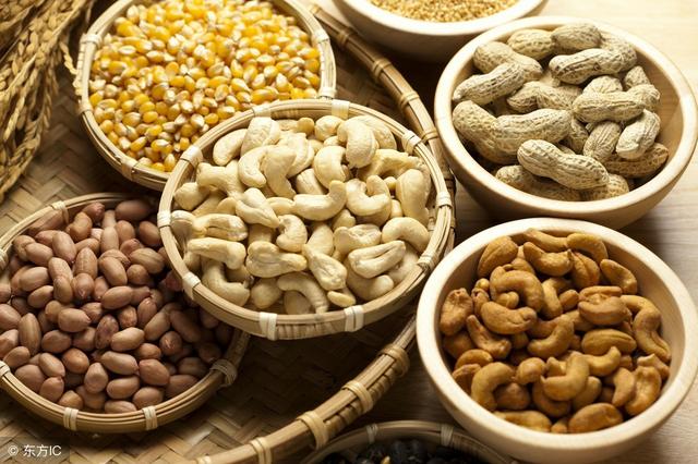糖尿病应多吃粗粮,那玉米、小米、黑米、燕麦、荞麦哪个更适合糖尿病患者吃呢？