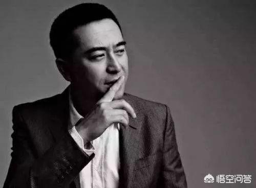 为什么全民模仿张嘉译走路,有什么原因吗？