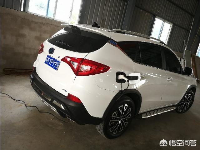 比亚迪新能源车价格，充电一次通勤十天，比亚迪e1京城上市5.99万起售这车怎么样