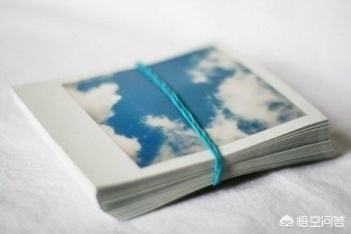 适合每天分享的短句:有哪些超现实的短句子值得分享？