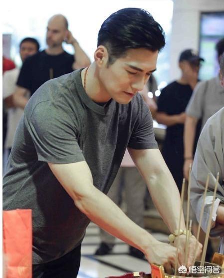 杜若溪图片:为什么这么多人羡慕严屹宽和杜若溪的爱情故事？