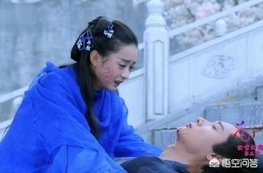 花千骨东方彧卿:《花千骨》小说中东方彧卿为救花千骨出蛮荒而付出的代价是什么？