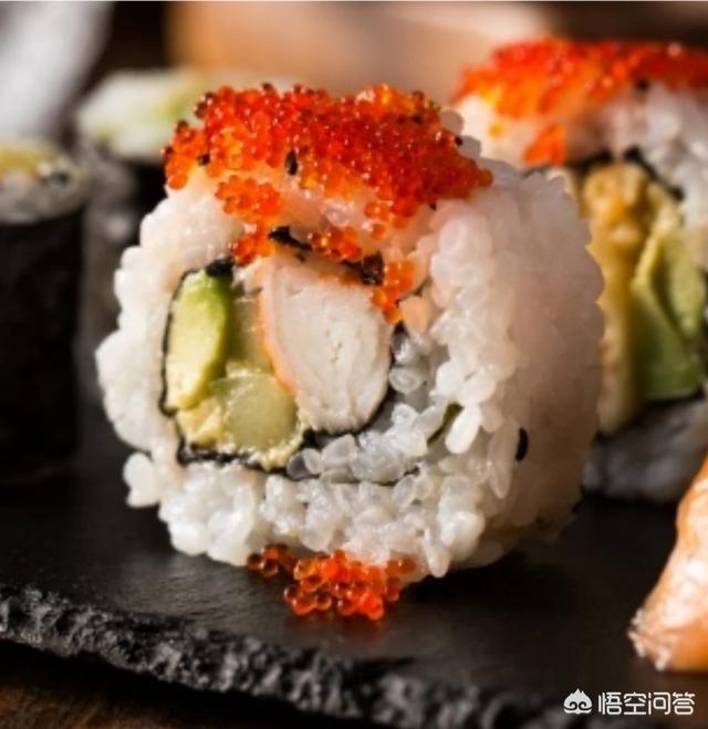 王思聪晒高档日料:为什么在美国日料是高级菜，中餐沦落送外卖？