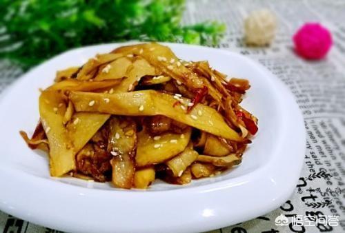 杏鲍菇怎么做好吃素炒,洋葱炒杏鲍菇怎么做才好吃？