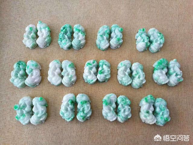 几百块钱的翡翠是真的吗,旅游市场的低价翡翠有真的吗？