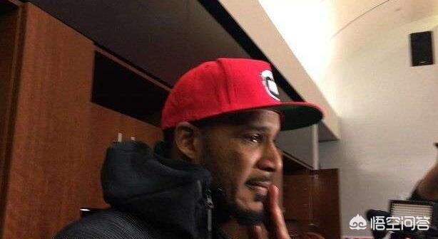 凯莉 埃尔兰 乔丹:NBA赛场上最让你动容的一张照片是什么？
