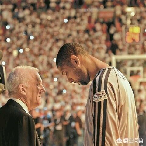 凯莉 埃尔兰 乔丹:NBA赛场上最让你动容的一张照片是什么？