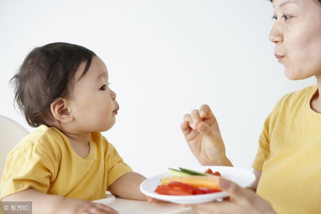 喂食时间怎么做:喂食时间怎么划分 一岁十个月宝宝用餐时间怎么安排合适？