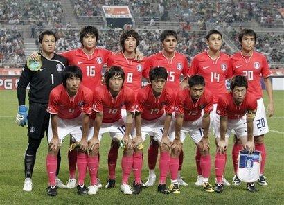 韩国足球和日本足球哪个更强