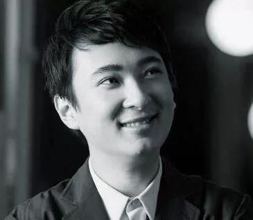 冯提莫干爹:2019年元旦跨年晚会上，你发现哪些歌手演员假唱了