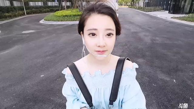 冯提莫干爹:2019年元旦跨年晚会上，你发现哪些歌手演员假唱了