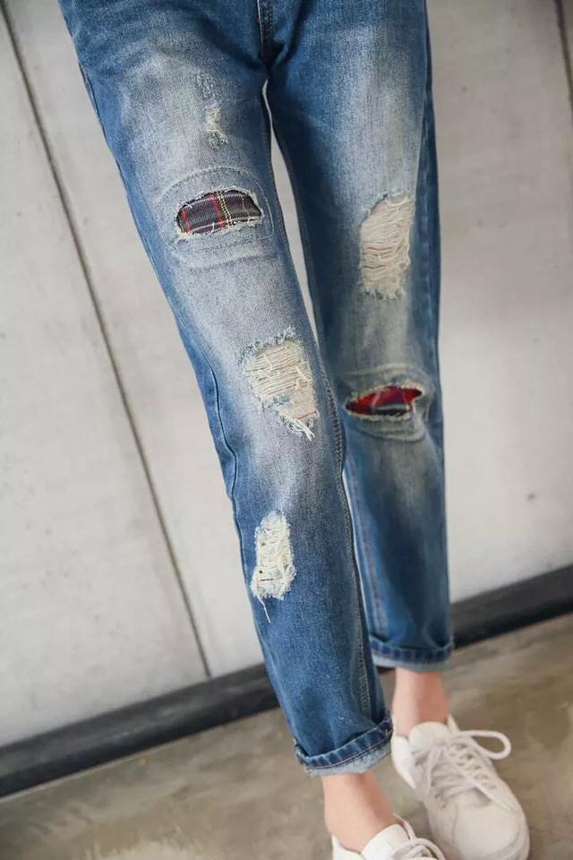 头条问答 - 一条没有洞的牛仔裤在屁股上破了一个洞怎么办?(6个回答)