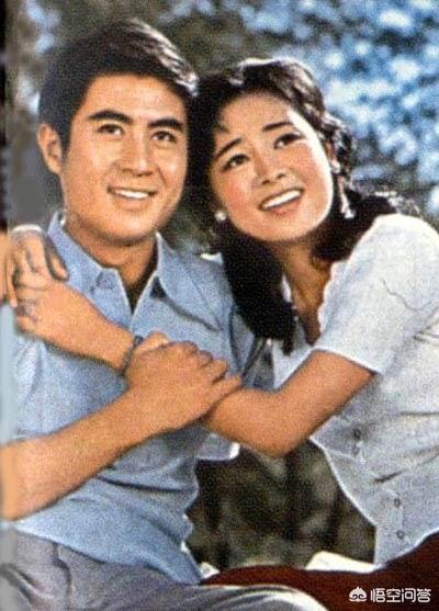 演员陈冲:陈冲、刘晓庆、张瑜和斯琴高娃重聚北京春晚，你觉得谁最没有变化