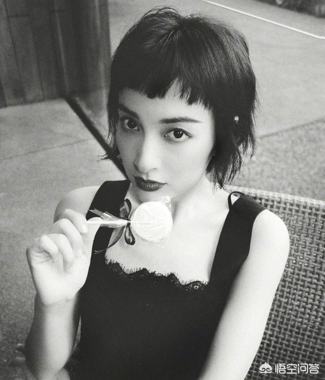吴昕素颜:《快乐大本营》的吴昕到底是低调还是没有实力