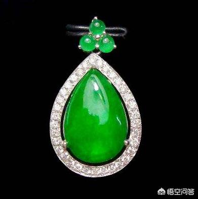 有证书的翡翠就一定是真的吗,带鉴定证的翡翠会有什么“猫腻”吗？