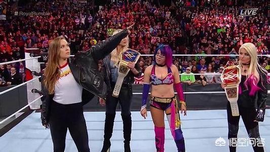布雷特罗西:UFC“女王”罗西正式签约WWE摔角，上周严肃否认为何反转
