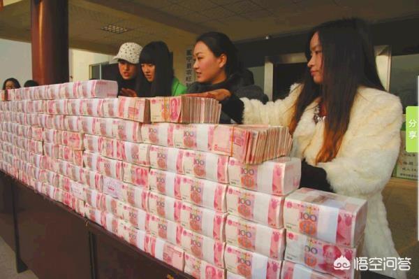 唐山狼青吧:在河北唐山市，老人退休工资平均水平是多少？