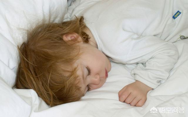头条问答 - 宝宝在幼儿园中午睡觉,晚上十一点还不睡觉怎么办?