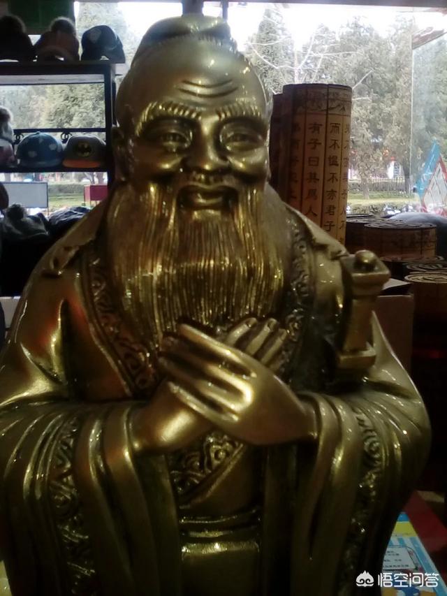“命运多舛,痴迷淡然”是什么意思？