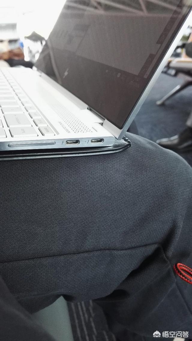 怎么给笔记本外接显卡,用雷电3接口？