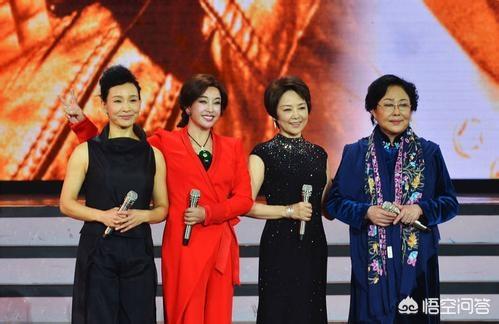 演员陈冲:陈冲、刘晓庆、张瑜和斯琴高娃重聚北京春晚，你觉得谁最没有变化