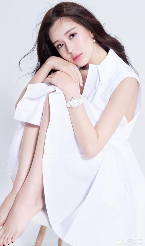 郭婉莹:假如你是当代曹雪芹，有哪些近现代的女子可以算得上金陵十二钗？