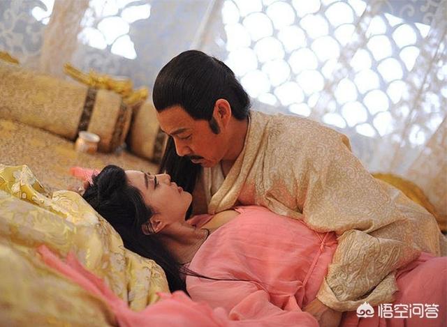 二王案:“云想衣裳花想容”是谁写给谁的诗句