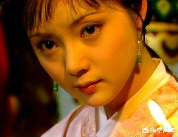 虹彩吸蜜鹦鹉的简介:《红楼梦》里的女人都是用什么化妆的？