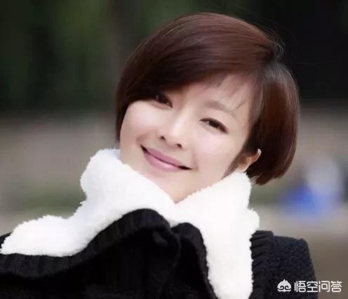 刘希媛三亚因违规停车与保安发生口角,一骂成名,对此你怎么看？