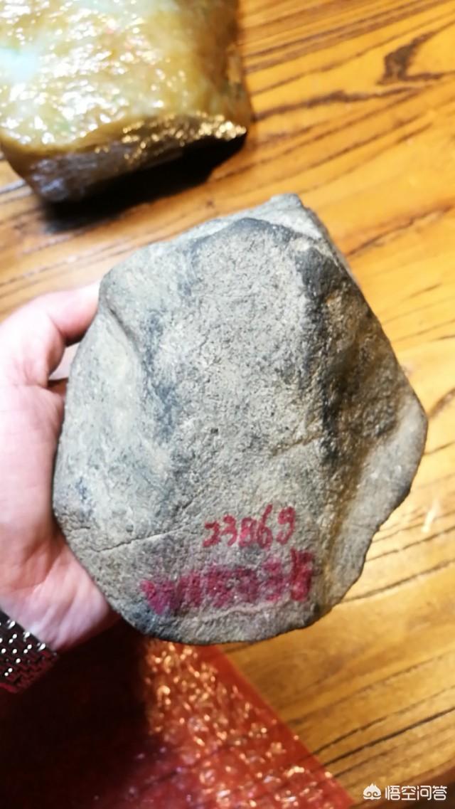 翡翠原石知识,翡翠原石如何形成的？需要哪些形成条件？