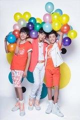 易烊千玺家庭背景:tfboys是什么背景？