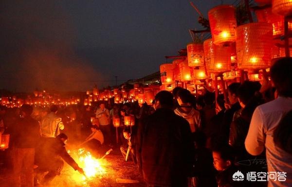 潮汕被凤凰卫视称为\"中国民俗文化保留最好的地区\"，这里过年都有哪些习俗？