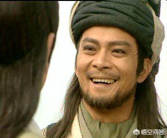 乔峰能不能用降龙掌秒杀洪七公？