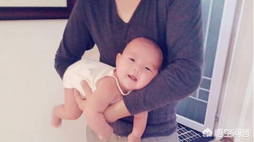 生了孩子后,有多少男人愿意当奶爸？