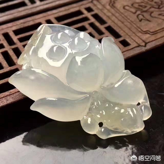 怎样鉴别普通石头和玉石原石,如何用肉眼区别普通石头和玉石原石？