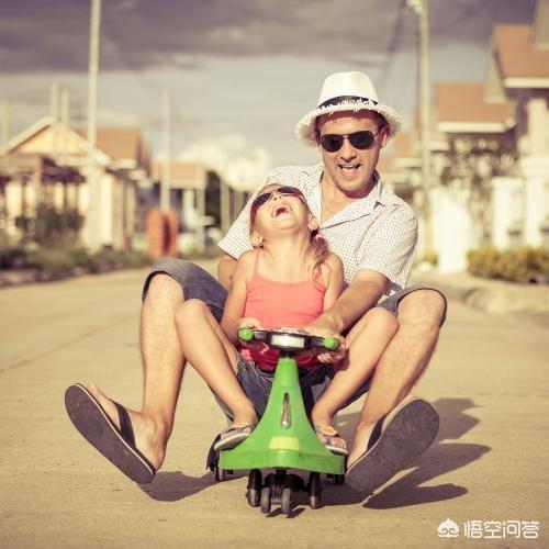 英如嫡:英达对巴图真的是不理不睬吗？父子俩就从没有温情的时刻？